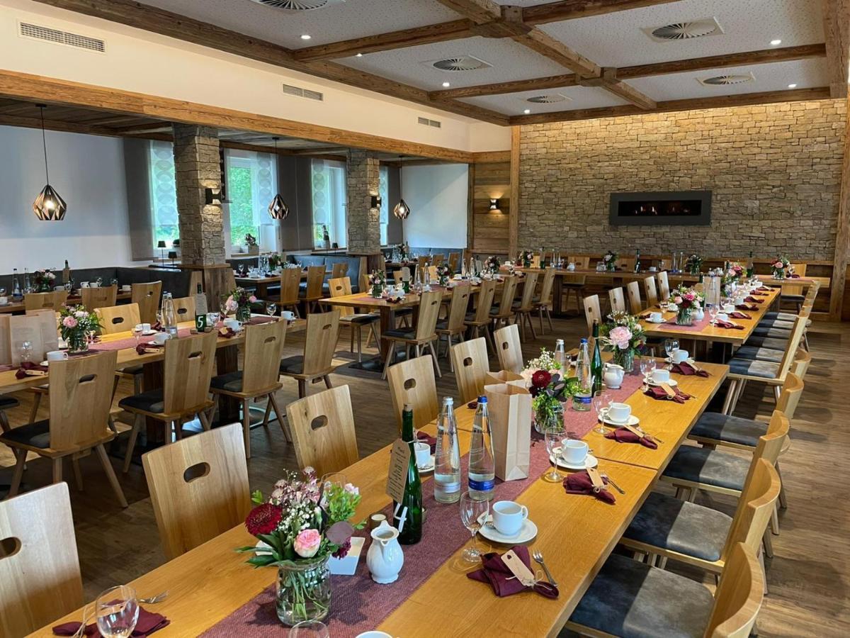 Hotel Gasthof Zum Wulfen Зульцбах-Розенберг Экстерьер фото